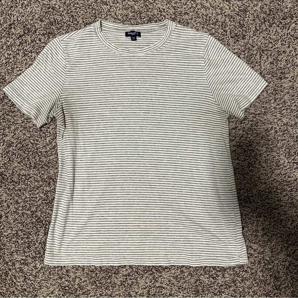 Splendid gray and white shirt. Size small